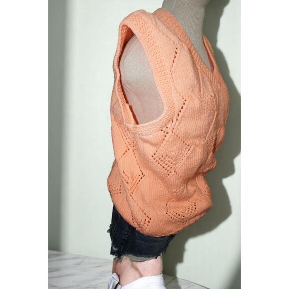 Vintage Peach Diamond Knit Sleeveless Sweater Vest Handmade Look – Cottagecore S - Picture 2 of 6